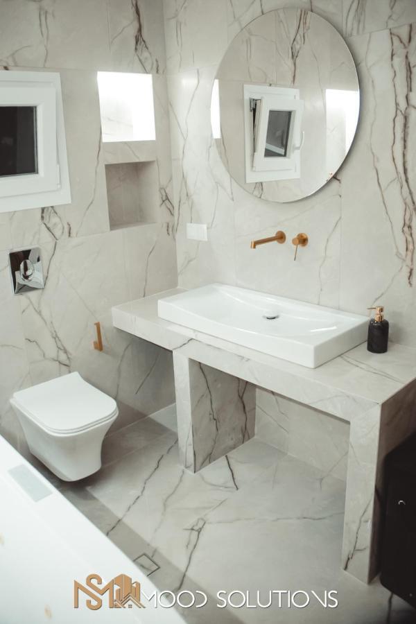 Firstlineskg3 Moodsolutions Living *