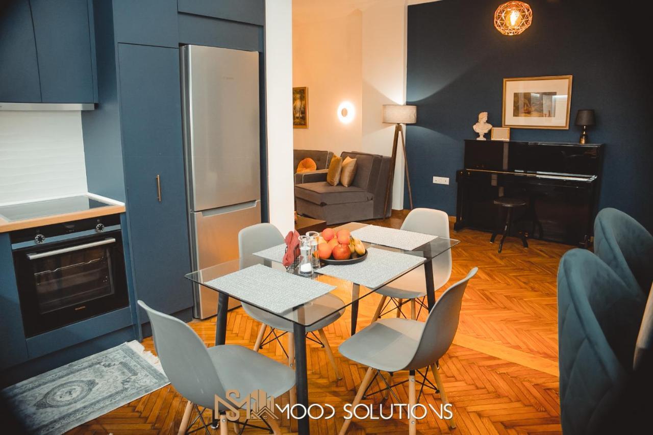 Firstlineskg3 Moodsolutions Living * Thessalonique